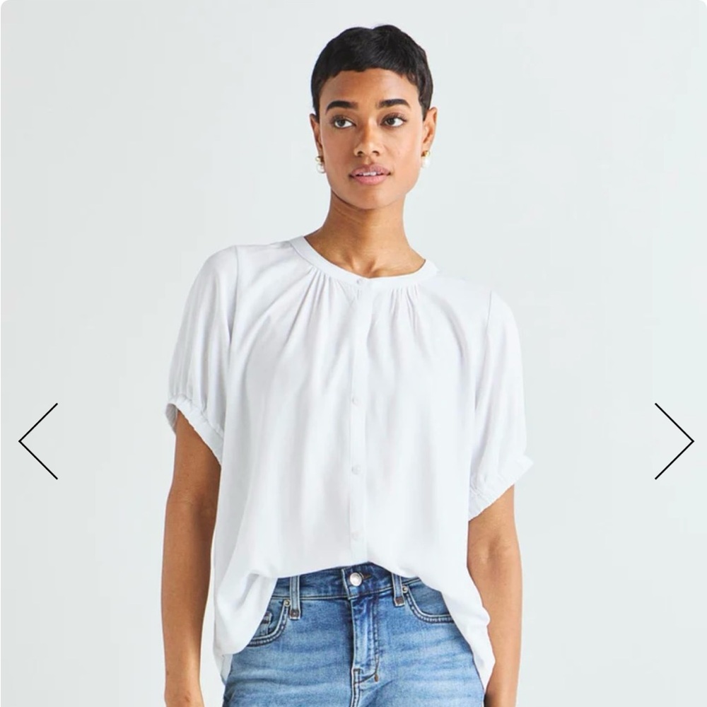 Splendid White Women's Button down Top - Never Worn